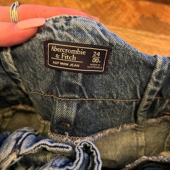 ✨Abercrombie Paperbag-Waist Mom Jean - Picture 9 of 10